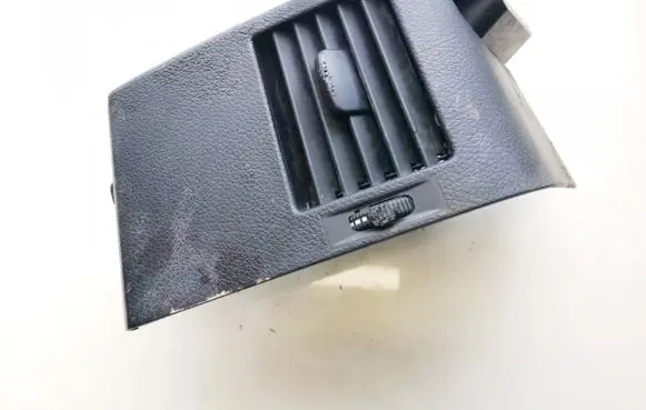 Mercedes-Benz Sprinter W906 Dash center air vent grill a9068300654
