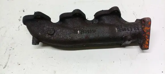 Audi A4 S4 B7 8E 8H Exhaust manifold 059253034P