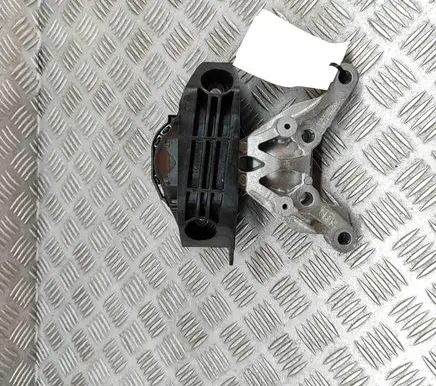 Jeep Avenger Engine mount bracket 9834135980