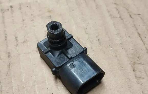 Chrysler Town & Country V Air pressure sensor A07E201T7