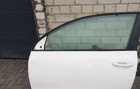 Volkswagen Golf VI Door (2 Door Coupe) 