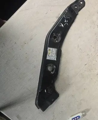 Volkswagen Sharan Radiator support slam panel bracket 7N0805932