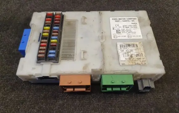 Ford Mondeo MK IV Comfort/convenience module 7G9T14A073DC 3659AF01125TP 3659A