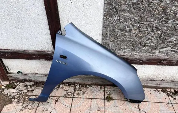 Honda Civic Fender end trim HECBECK