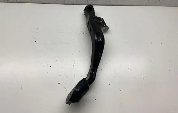 Audi A4 S4 B7 8E 8H Brake pedal 8E1721140