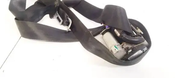 Skoda Octavia Mk2 (1Z) Front seatbelt 1Z0857701C