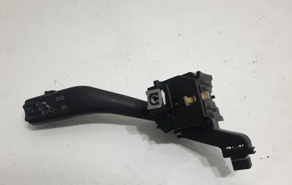 Skoda Octavia Mk2 (1Z) Indicator stalk 1K0953513G