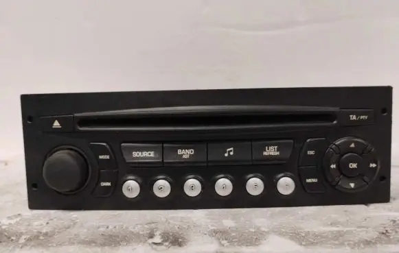 Citroen C2 Radio/CD/DVD/GPS head unit 96643697XT