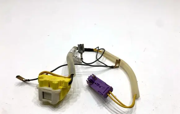 Volkswagen PASSAT B6 Airbag squib ring wiring 1K0971584