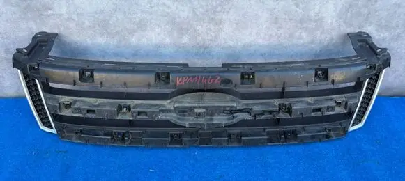Ford Ranger Front bumper upper radiator grill AB398178AD