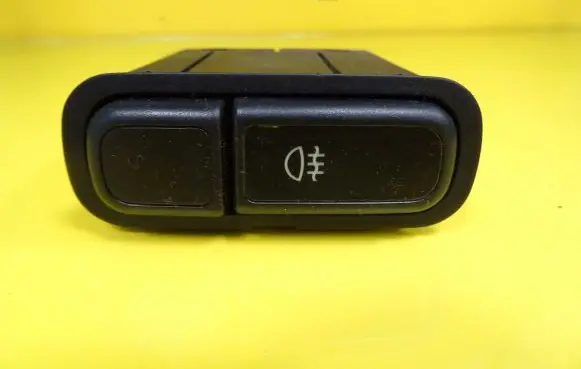 Rover 414 - 416 - 420 Fog light switch ST3