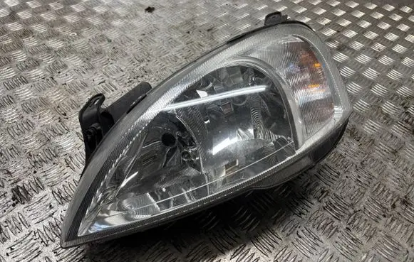 Opel Corsa C Headlight/headlamp 0301172201