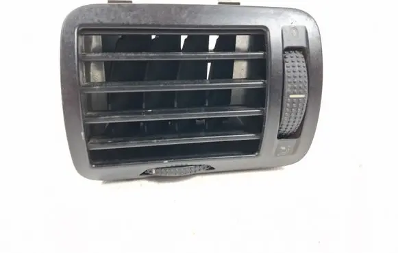 Volkswagen PASSAT B5 Dashboard side air vent grill/cover trim 3B0819703A 1841907001 95162310