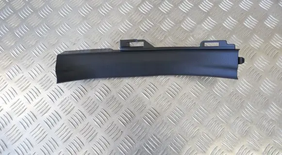 Toyota Yaris XP210 Rear sill trim cover 67918K0040