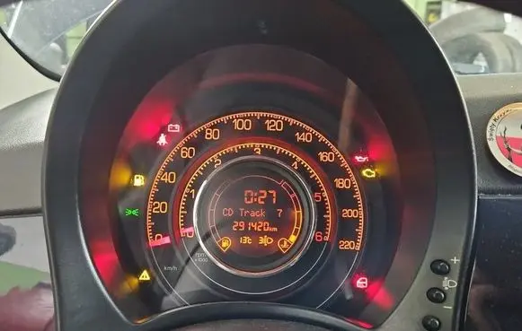 Fiat 500 Speedometer (instrument cluster) 735461313 IMPRK1574388