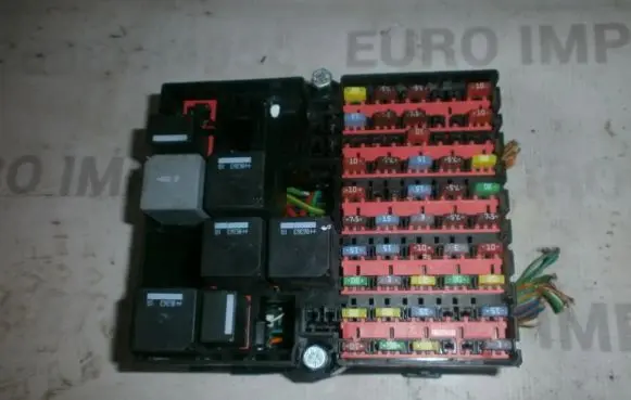 Ford Fiesta Fuse box set 6s6t14401dde