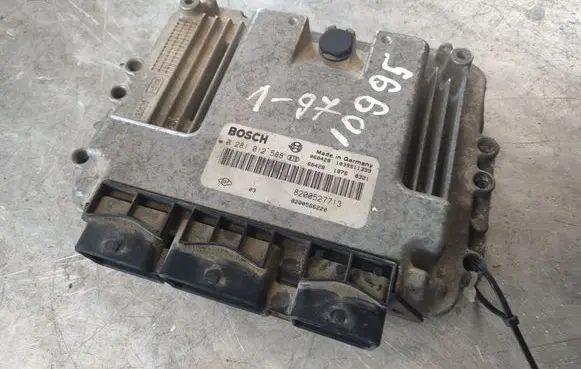 Renault Laguna II Engine control unit/module 0281012588