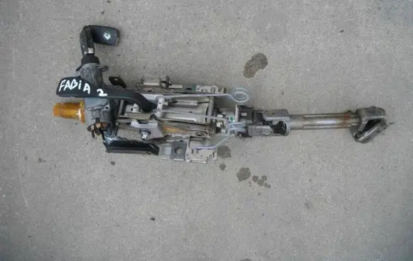 Skoda Fabia Mk2 (5J) Steering wheel axle 6q1419501bf