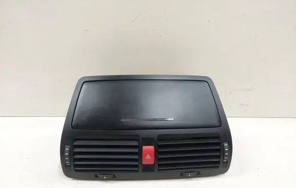 Skoda Octavia Mk2 (1Z) Dash center air vent grill 1Z0820951 2003369