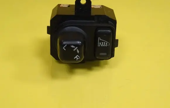 Honda Accord Wing mirror switch SEAE012M1