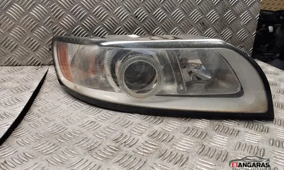 Volvo V50 Headlight/headlamp