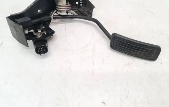 Toyota Corolla Verso AR10 Accelerator throttle pedal 8928152021