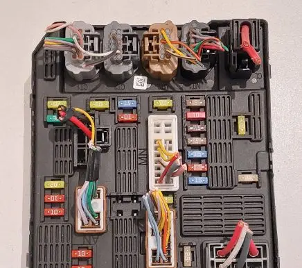 Renault Scenic III - Grand scenic III Fuse module 284B62342R 02310A1601556