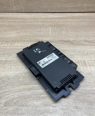 BMW 3 E90 E91 Light module LCM 9204532 9204535