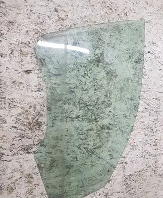 BMW 1 E81 E87 Front door window glass four-door