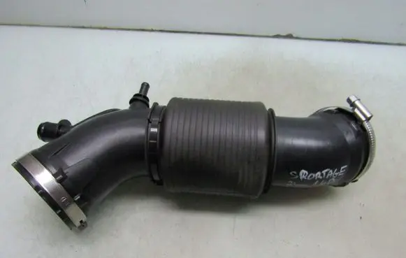 KIA Sportage Air intake hose/pipe 1009242A