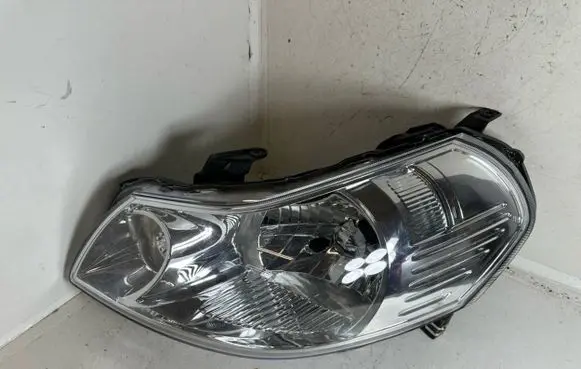 Suzuki SX4 Headlight/headlamp