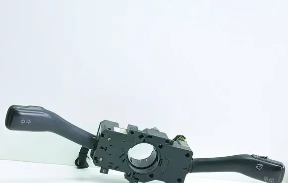 Wiper turn signal indicator stalk/switch
