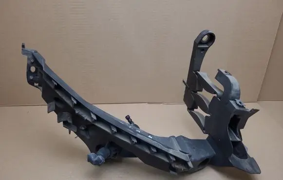 Audi A4 S4 B8 8K Headlight/headlamp mounting bracket 8K0805608A