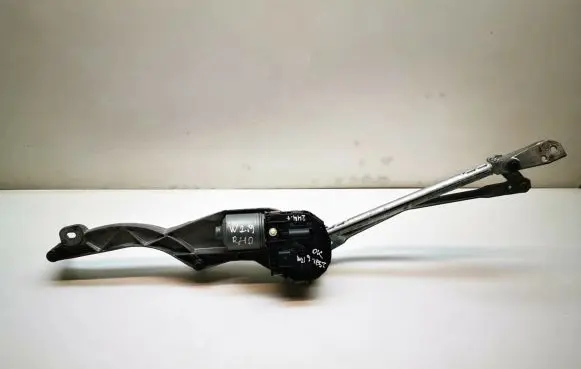 Mercedes-Benz CLS C219 Front wiper linkage and motor A2198200240 3397020791 1397220494
