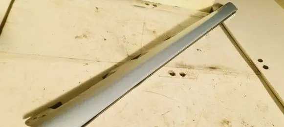 Toyota Corolla Verso AR10 Sill 758510F020 758510F010