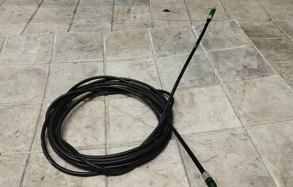 Mazda 3 I Loading door cable line 