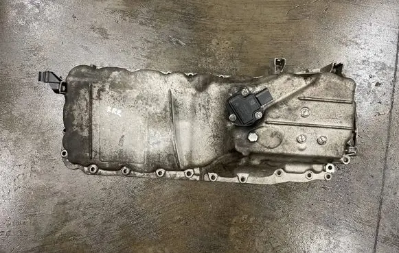 BMW 5 F10 F11 Oil sump 11137800322 7800322