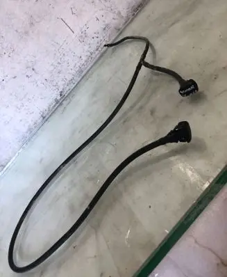 Hyundai Kona II Windshield washer spray nozzle 