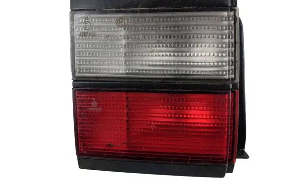 Volkswagen PASSAT B3 Tailgate rear/tail lights 357945107