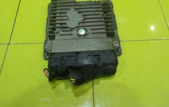 Audi A1 Engine control unit/module 5WP42924AA