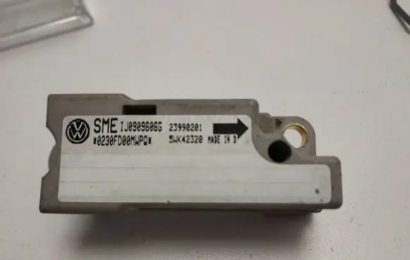Volkswagen Sharan Airbag deployment crash/impact sensor 5WK42320