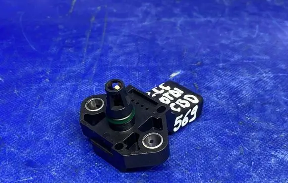 Volkswagen PASSAT CC Air pressure sensor 038906051C 0281002401