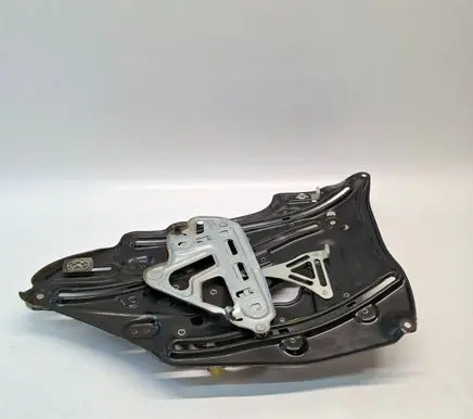 Rear window lifting mechanism without motor