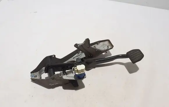 Volvo XC60 Brake pedal 31302348