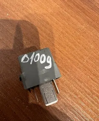 Mercedes-Benz A W169 Other relay A0025422619 D1009