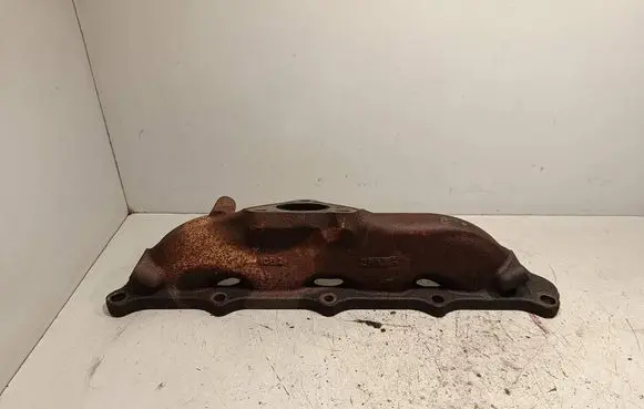 Mitsubishi L200 Exhaust manifold