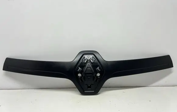 Renault Trafic III (X82) Front bumper upper radiator grill 100776A0