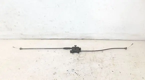 Audi A3 S3 8V Engine bonnet/hood lock release cable 8V0823531A