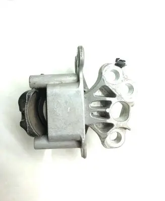 Land Rover Discovery Sport Engine mount bracket K8D27M121AE