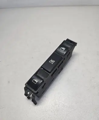 BMW X3 E83 Electric window control switch 61318381518